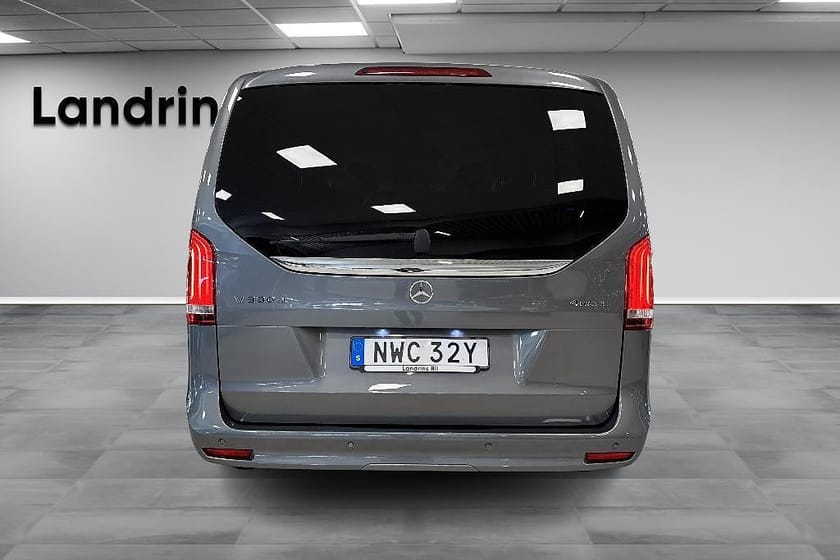 Bild 5 av Mercedes-Benz V 300d 4MATIC 3.1t 7-Sits 360Kamera Värmare Burmester