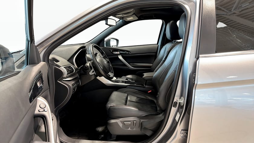 Bild 4 av Mitsubishi Eclipse Cross 1.5T CVT 4WD ONYX MY20