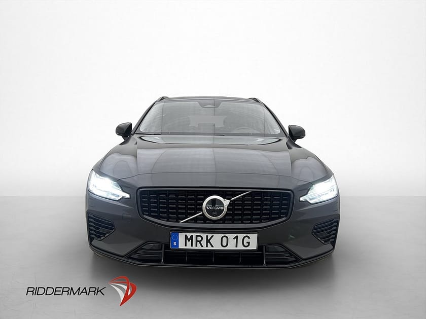Bild 2 av Volvo V60 Recharge T6 AWD Ultimate Dark Pano H/K HUDMOMS