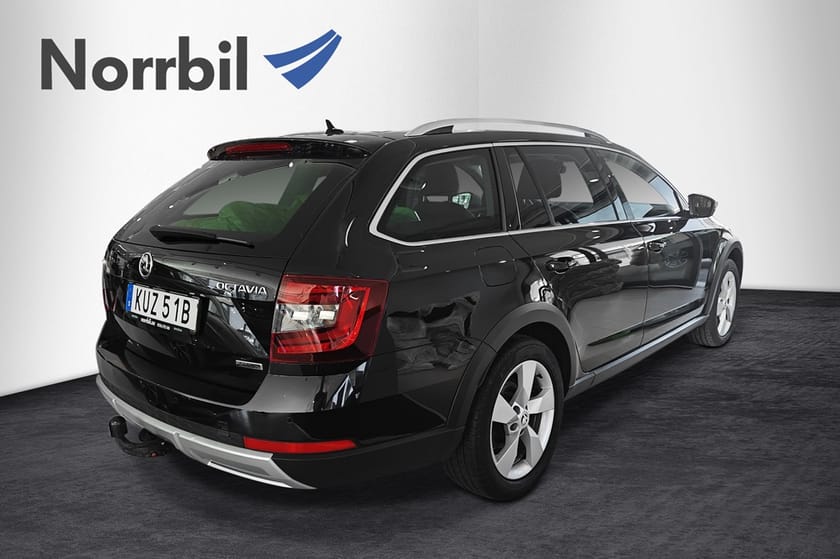 Bild 2 av Škoda Octavia Scout Combi 2,0 TDI 184 DSG 4X4