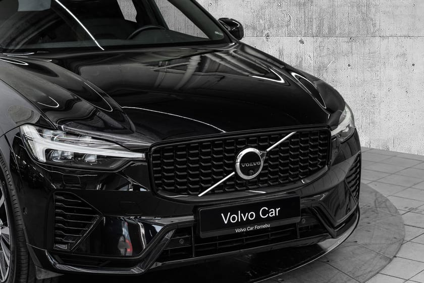 Bilde 3 av Volvo XC60 T8 Plus Dark Godt Utstyrt! AktivLED HarmanKardon