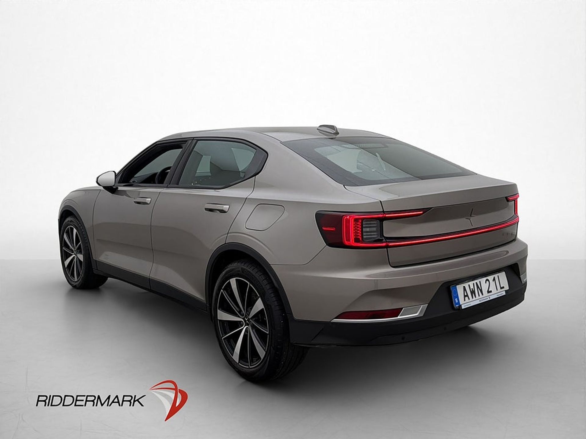 Polestar 2 Standard Range Single Motor 2022, photo 6/10