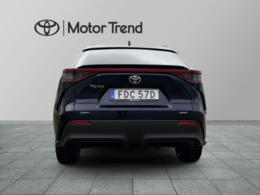 Bild 4 av Toyota bZ4X