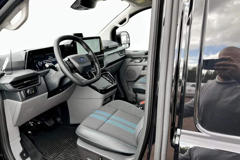 Ford Transit Custom 320