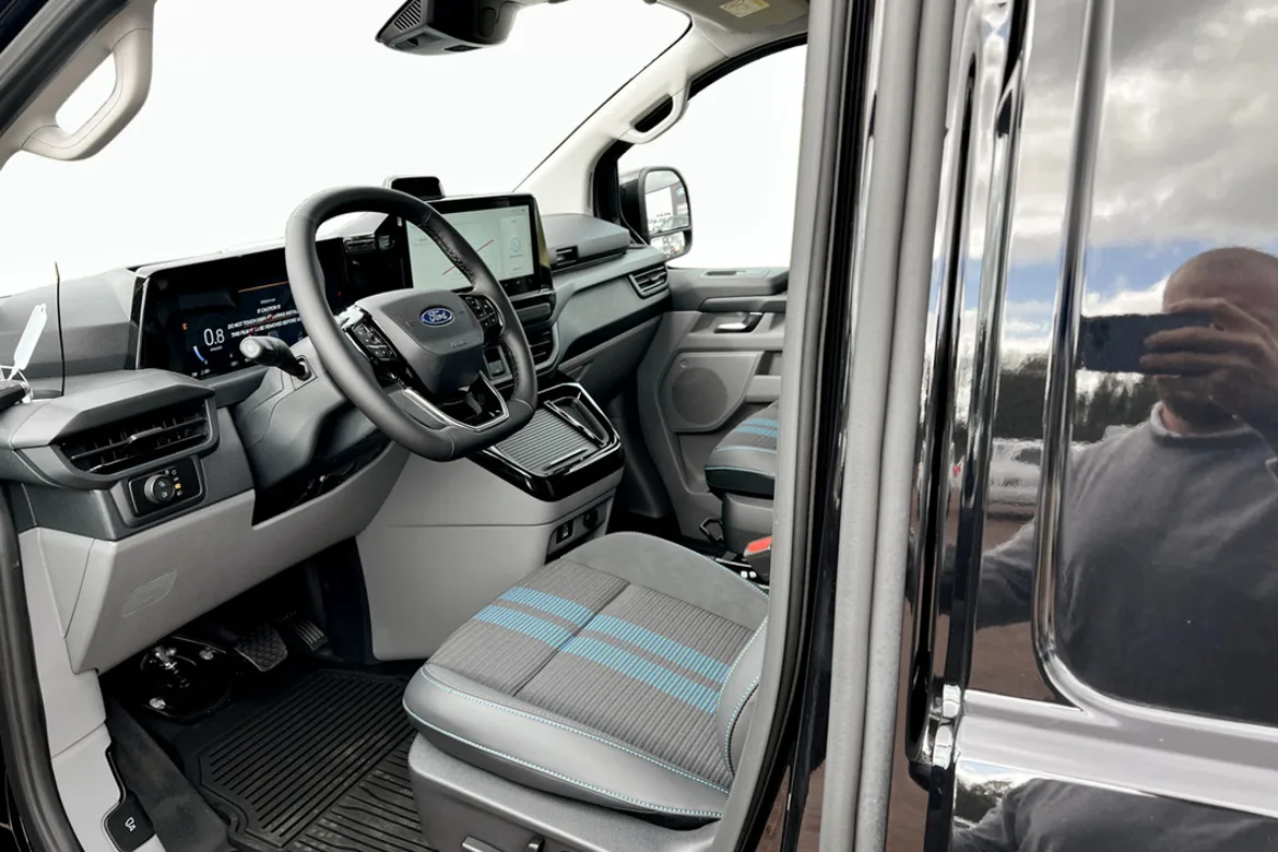 Ford Transit Custom 320