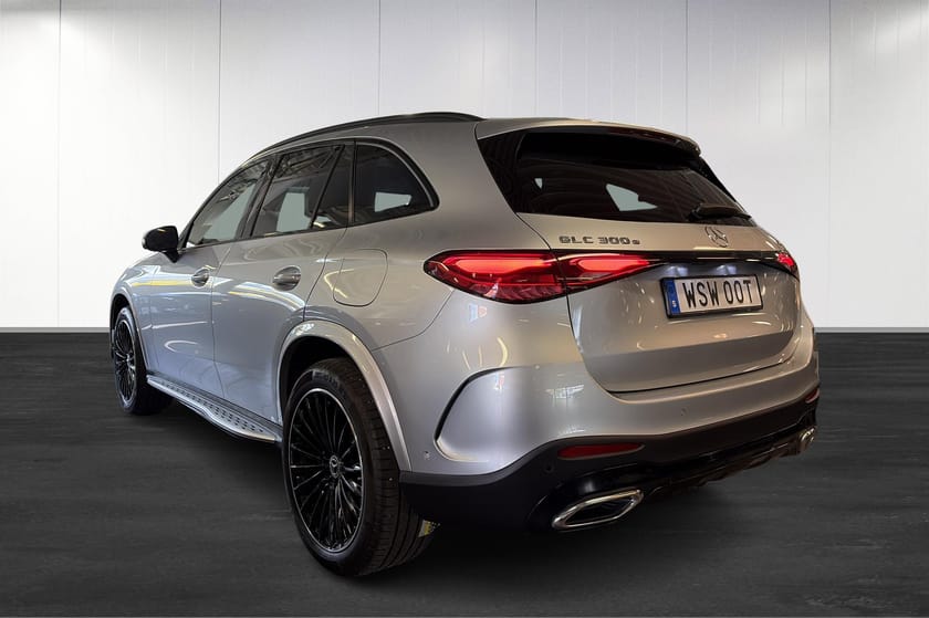 Bild 4 av Mercedes-Benz GLC 300 e 4MATIC AMG Line Premium | Panorama | Drag | Burmester