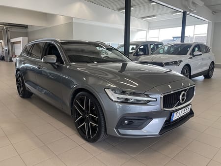 Volvo V60 D4 190HK Momentum Advanced Edt / Drag / Värmare