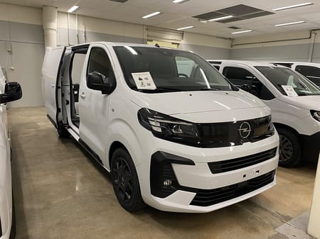 Opel Vivaro Skåpbil