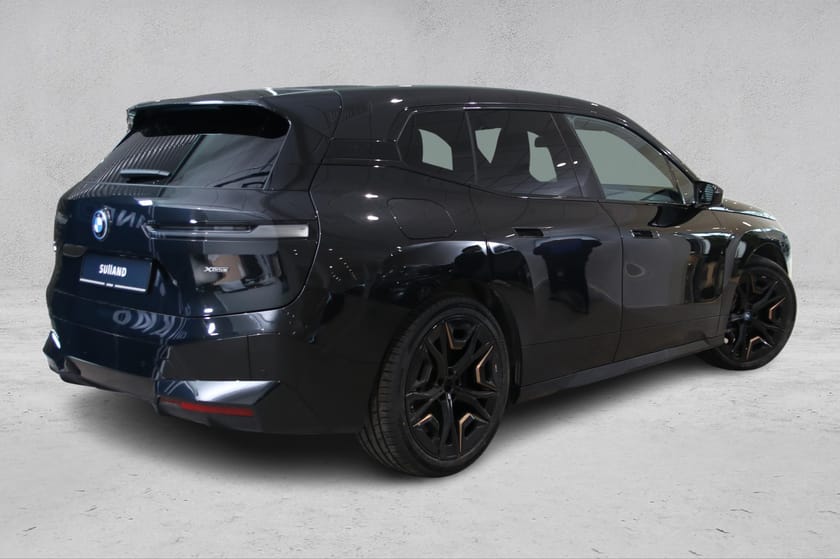 Bilde 3 av BMW iX xDrive50 | LASER | KROK | SPORTSPAKKE | MATCHUP STEREO | BSI |