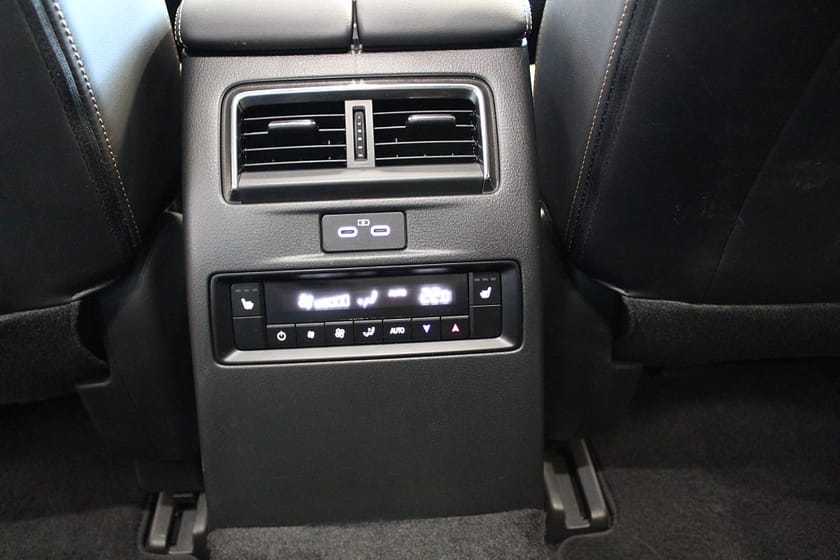 Bild 5 av Mazda CX-80 PHEV 2.5 AWD A8 Homura COSO (7 Sits)