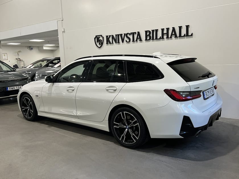 Bild 2 av BMW 330e xDrive Touring