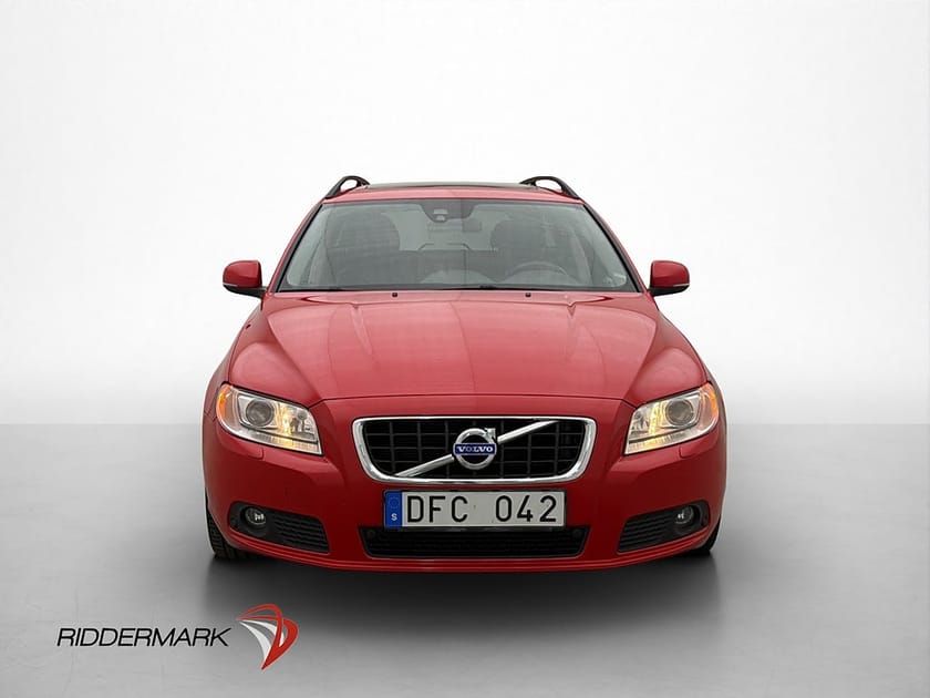 Bild 2 av Volvo V70 D4 AWD Momentum Taklucka Skinn Värm Navi Drag