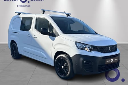 Peugeot e-Partner L2 Hengerfeste og takstativ