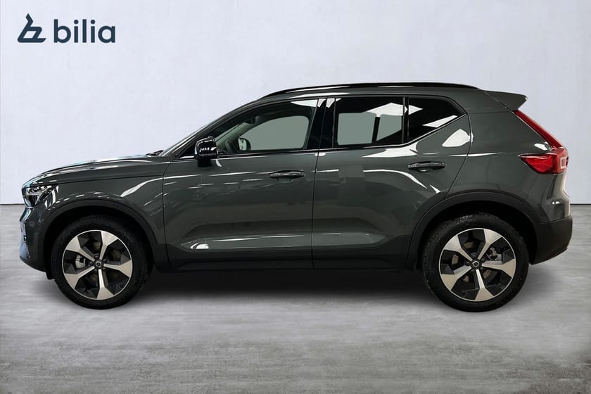 Bild 4 av Volvo XC40 B3 FWD Bensin Plus Dark Pano 19" Loungepkt Teknikpkt