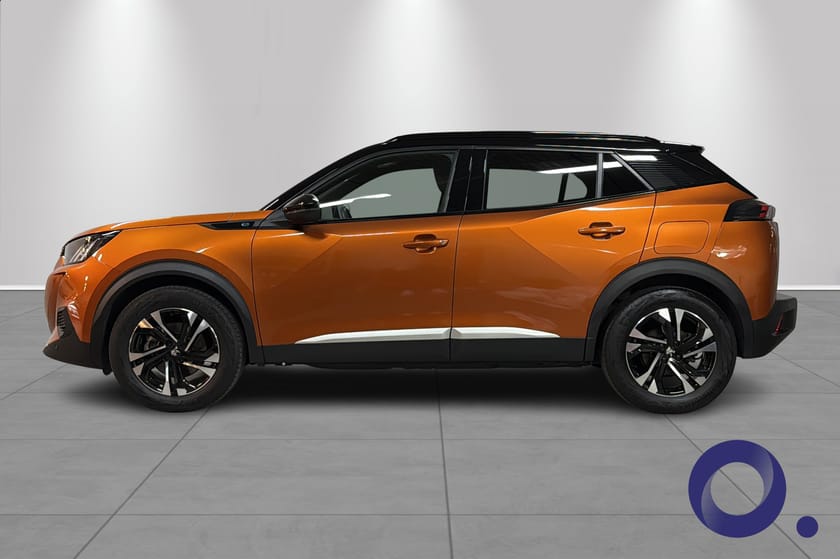 Bilde 2 av Peugeot e-2008 GT 136hk | ADAPTIV CRUSIE, PANROAMA, CARPLAY, KAMERA++