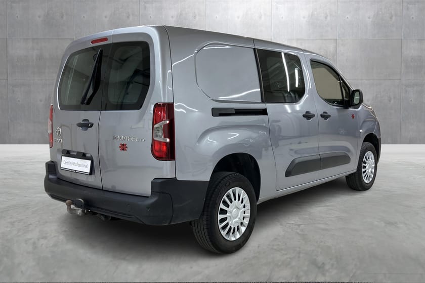 Bilde 5 av Toyota ProAce City 1.5D 130hk, 4X4, Lang (L2) 2 skyvedører - Comfort