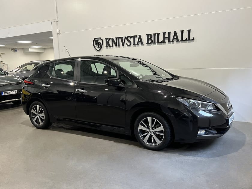 Bild 3 av Nissan Leaf 40kWh Acenta Leasbar CarPlay 150hk