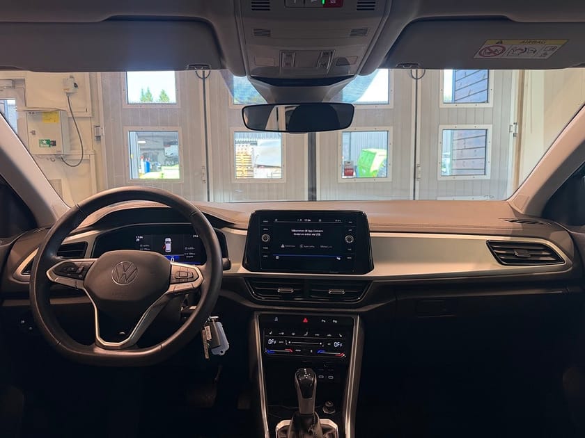 Bild 5 av Volkswagen T-Roc 1.5 TSI ACT OPF Aut Drag Värmare Carplay MOMS 150hk