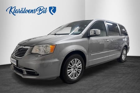 Lancia Voyager 2.8 LX 7-Sits Stow n Go (178hk) Drag Navi Kamera Tv