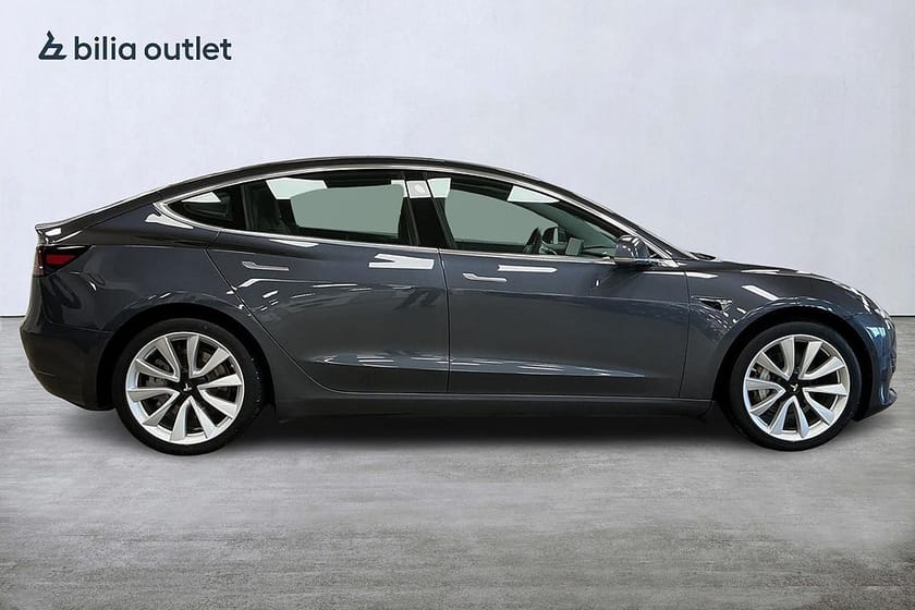 Bild 5 av Tesla Model 3 Long Range AWD Panoramaglas Dragkrok