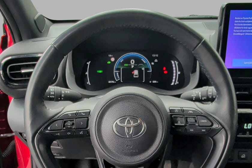 Bilde 5 av Toyota Yaris Cross Hybrid 115 AWD-i Active - LED - Adaptiv cruise - Ryggekam.