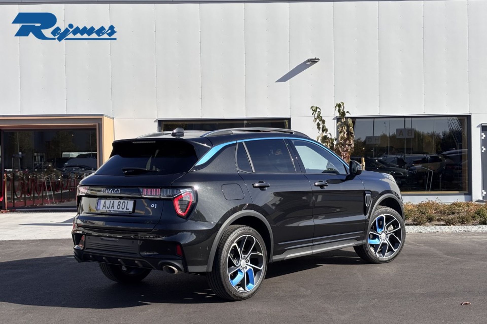 Lynk & Co 01 PHEV 2023, kuva 2/10