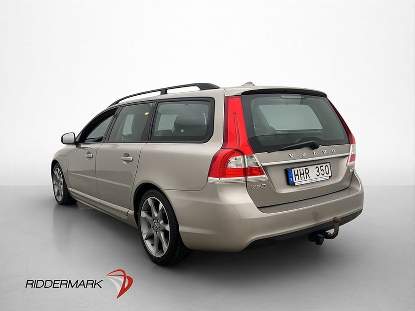 Bild 4 av Volvo V70 D2 115hk Kinetic Värmare Dragkrok Halvskinn