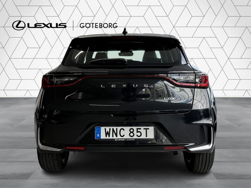 Bild 4 av Lexus LBX