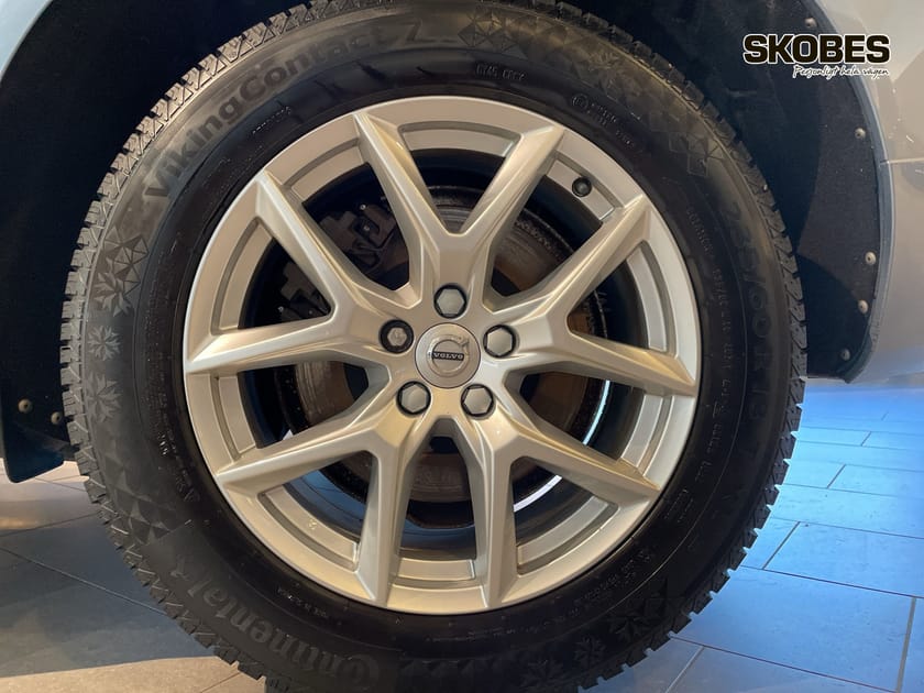 Bild 5 av Volvo XC60 B5 AWD Bensin Momentum SEIII