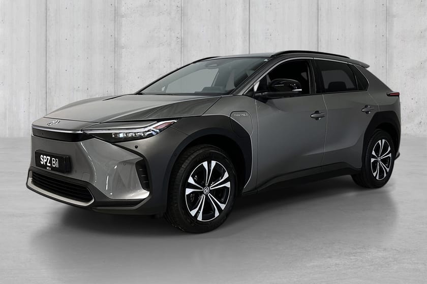Bilde 1 av Toyota bZ4X Executive | 4WD | JBL | Skinn | Krok | 360kam | Norsk