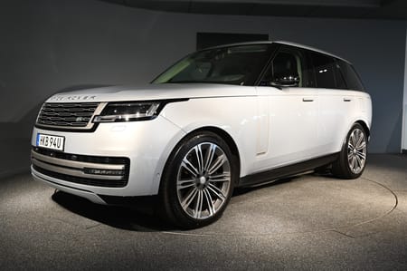 Land Rover Range Rover P550e 3.0P PHEV AWD SWB AUTOBIO 550PS