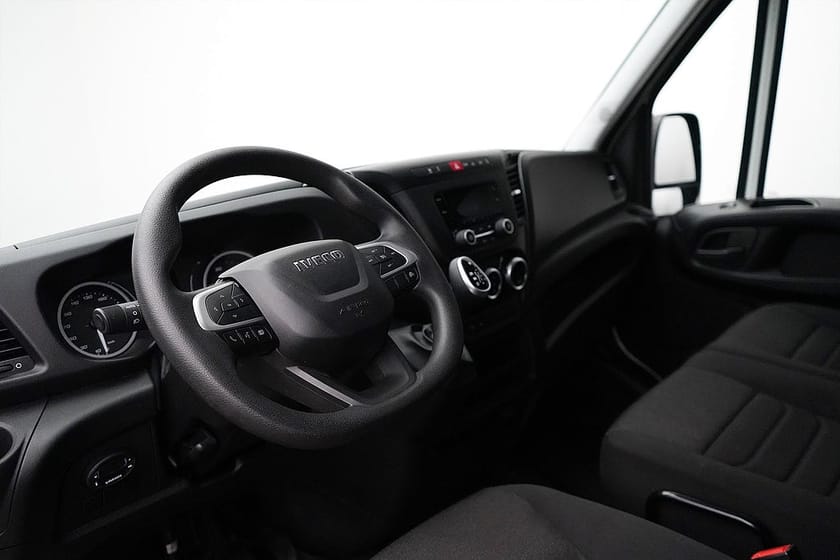 Bild 5 av Iveco Daily 35-140 Van 2.3 JTD Hi-Matic / Moms / Lång