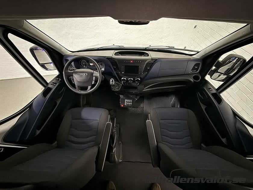 Bild 4 av Iveco Daily 35-180 Van
