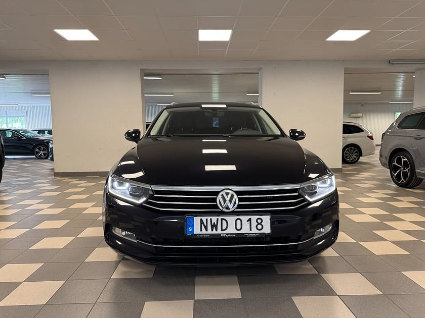 Bild 3 av Volkswagen Passat Sportscombi 2.0 TDI B-kamera Dieselv. Drag Led Navi
