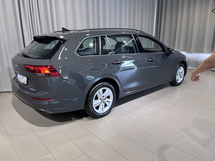 Bild 5 av Volkswagen Golf Sportscombi 1.5 eTSI DSG 131hk, Harman/Kardon