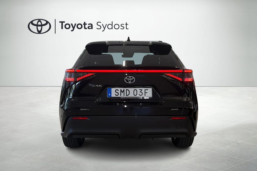 Bild 4 av Toyota bZ4X