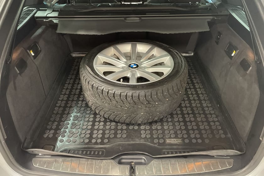 Bild 5 av BMW 520d xDrive Touring Steptronic *M-Sport/V-hjul/Pano/H&K*SE SPEC*