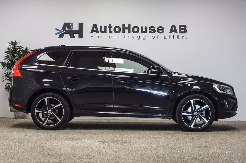Bild 5 av Volvo XC60 D5 AWD Polestar 230HK Black R Design Pano BLIS Drag