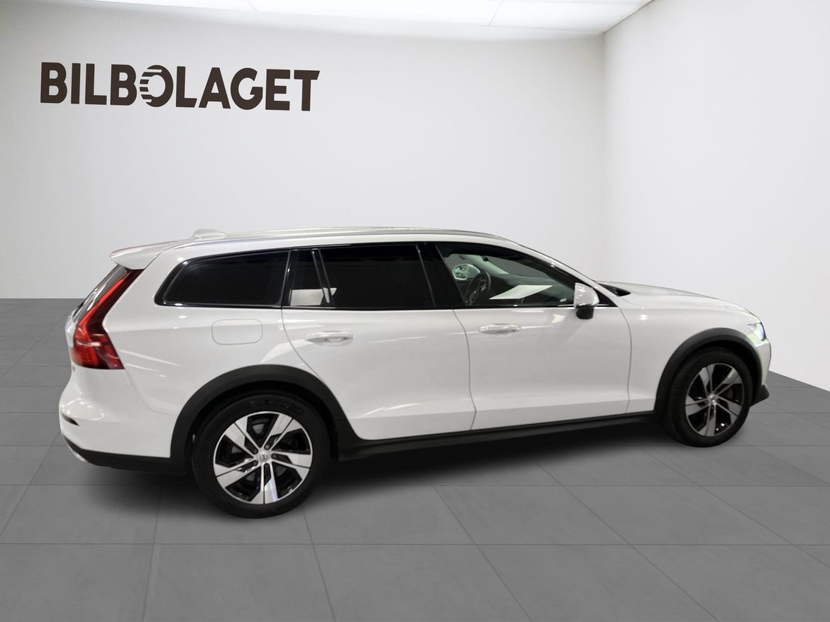 Volvo V60 2022 - miniatyr 6