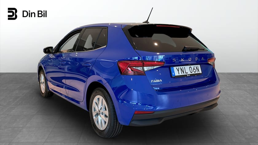 Bild 3 av Škoda Fabia 1.0 TSI 115hk DSG 130 Edition B-Kamera