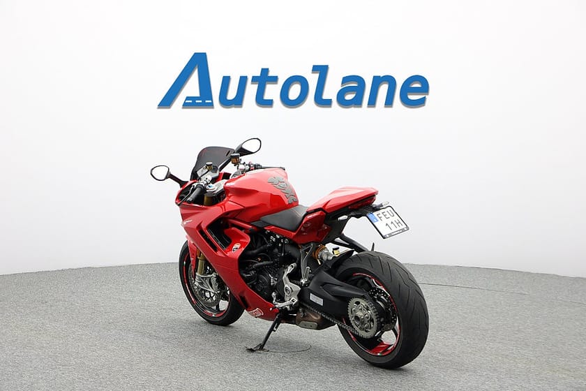 Bild 3 av Ducati SuperSport 950 S *Öhlins, Nyservad, Nytt Drivpaket