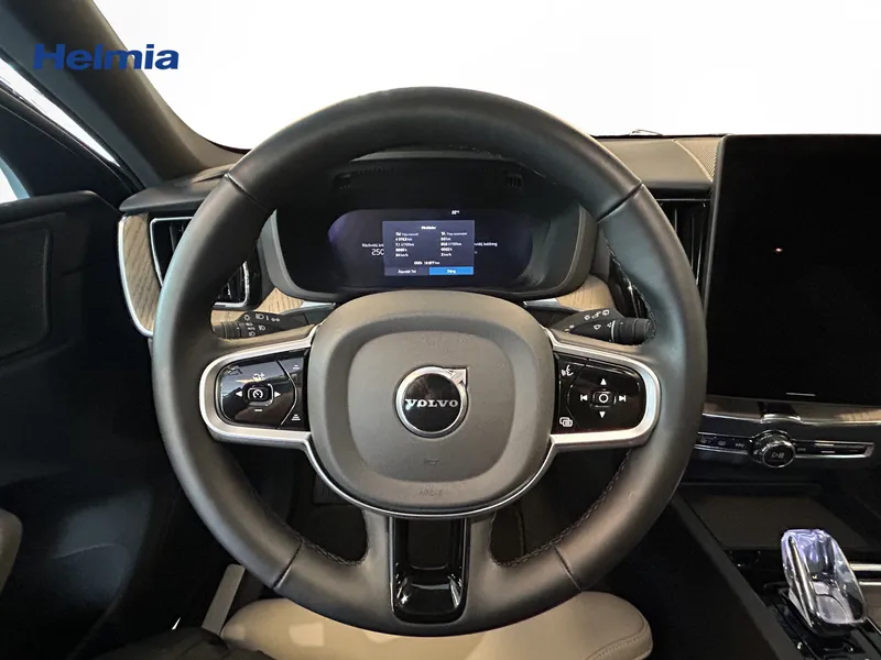 Bild 8 av 15 – Volvo XC60 T6 Plus Dark Nordic Edition Plus Nordic Edition