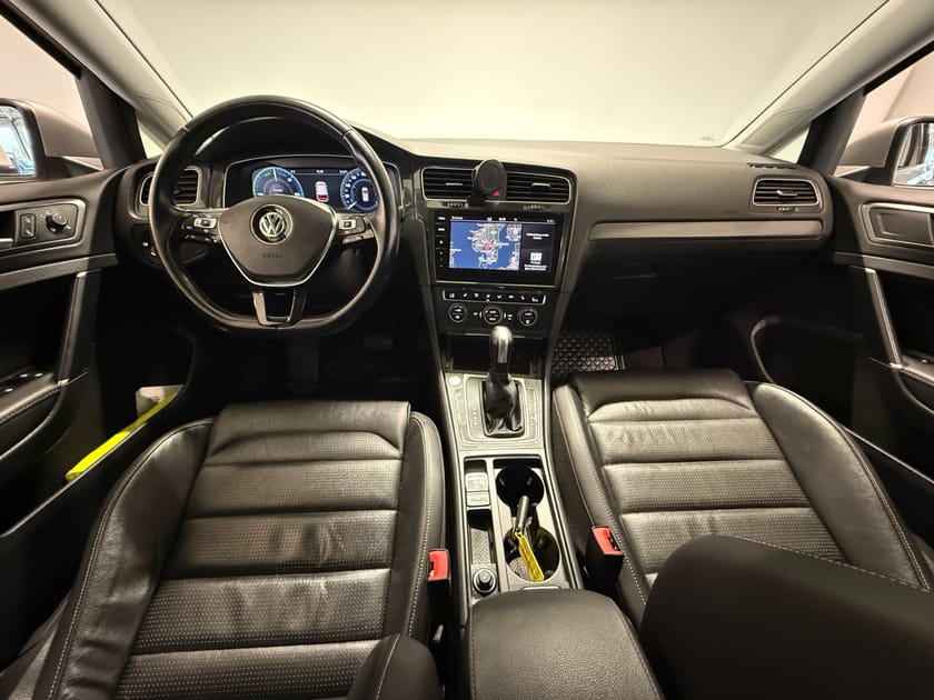 Bilde 5 av Volkswagen e-Golf 136hk Exclusive ACC/Active Info/Skinn/Kam/Navi