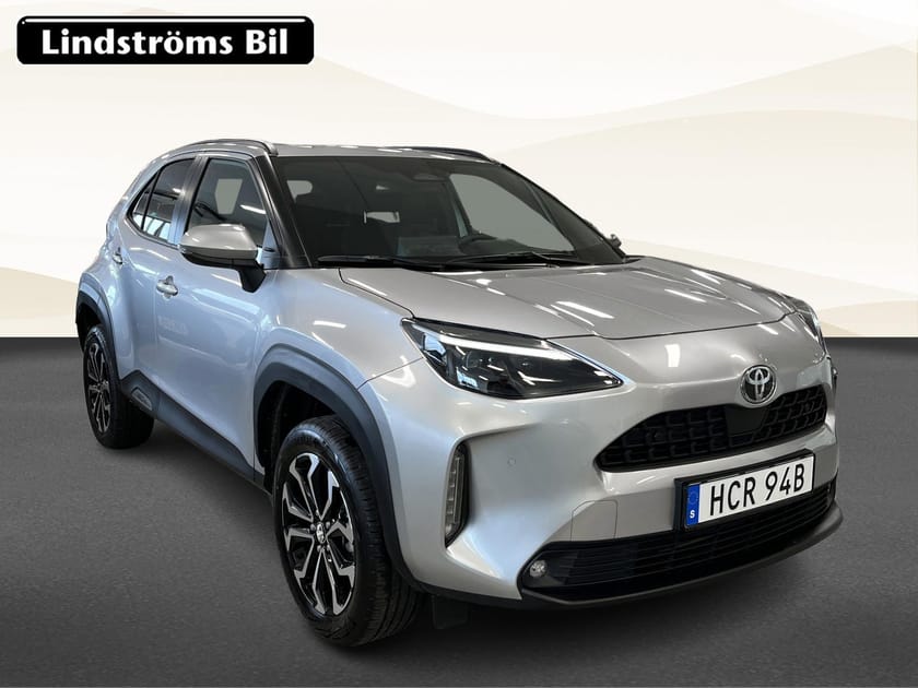 Bild 3 av Toyota Yaris Cross Hybrid 130 AWD-i Active Plus säkerhetspaket 1.5 131hk S&V-Hjul Moms