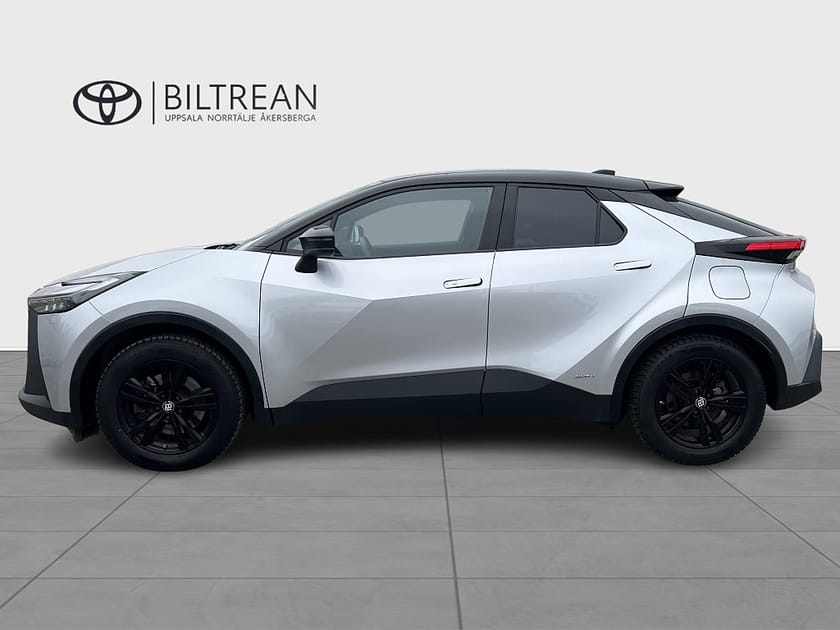 Bild 2 av Toyota C-HR Hybrid AWD-i 2,0 Style teknikpaket Bi-tone Vhjul Ingår!