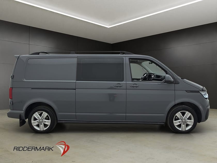 Bild 2 av Volkswagen Transporter Kombi L2 Cockpit Värmare Alpine Moms
