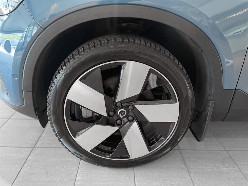 Bilde 2 av Volvo C40 Recharge Twin motor AWD PRO *H&K*Krok*Varmepumpe*Pano*360