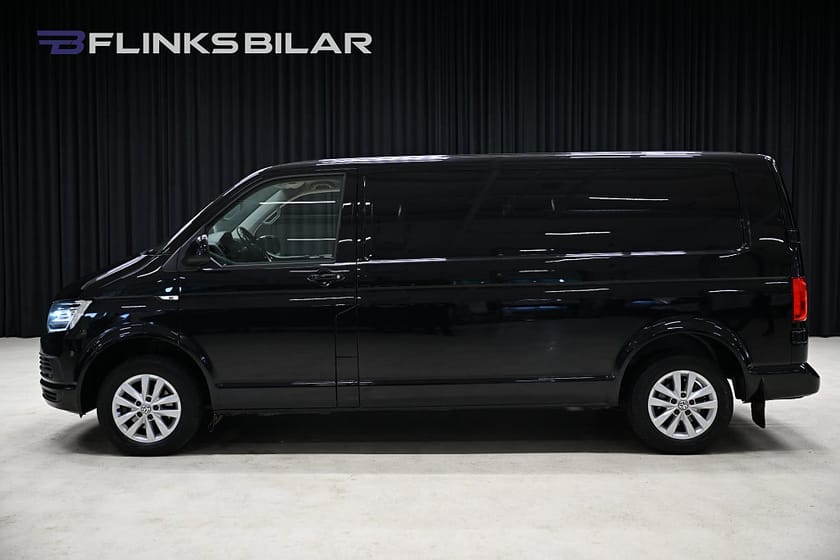 Bild 1 av Volkswagen Transporter 2.0 TDI 150HK L2 Nedlackad|Drag|Navi|PDC|Värmare