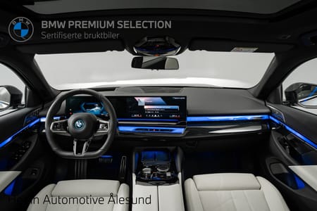 BMW i5 xDrive40 Touring Fully Charged Premium E (K)
