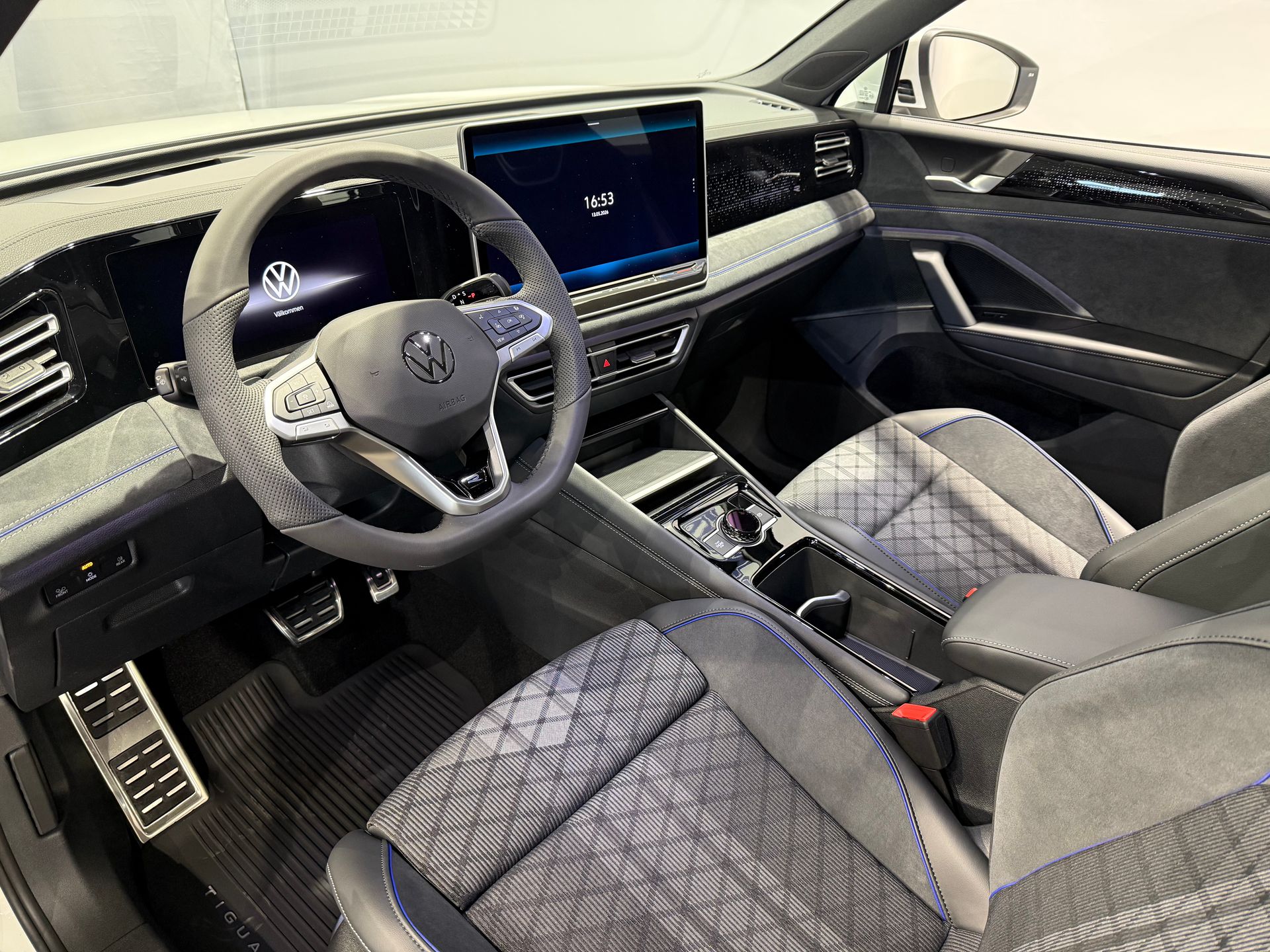 Volkswagen Tiguan eHybrid 2026, bild 7/10